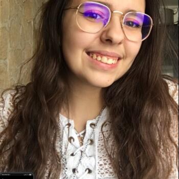 Babysitter in Le Meix-Saint-Epoing: Erika
