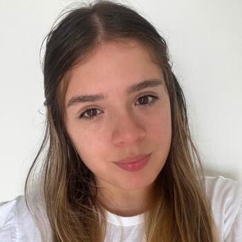 Babysitter in San Lorenzo: Alexandra