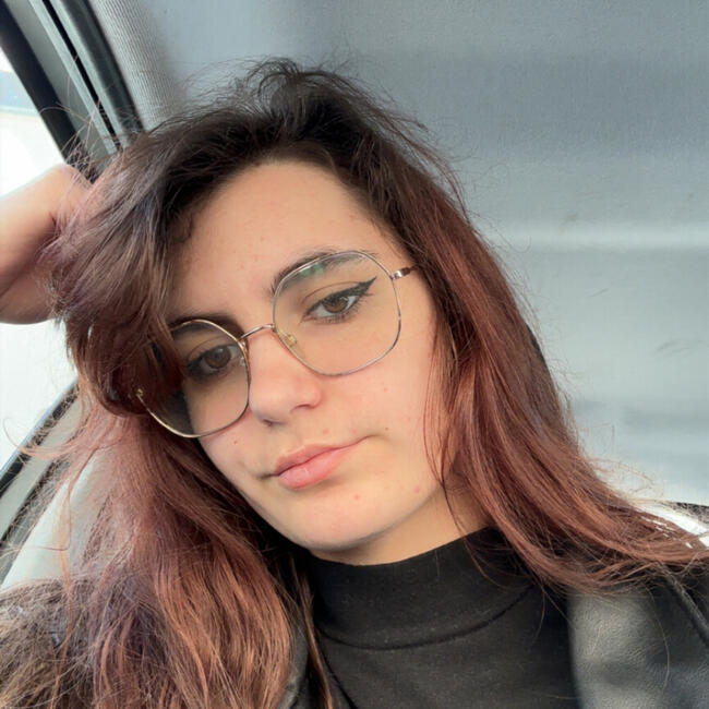 Babysitter in Rozay-en-Brie: Odessa