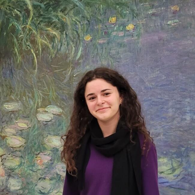 Babysitter in La Garenne-Colombes: Ella