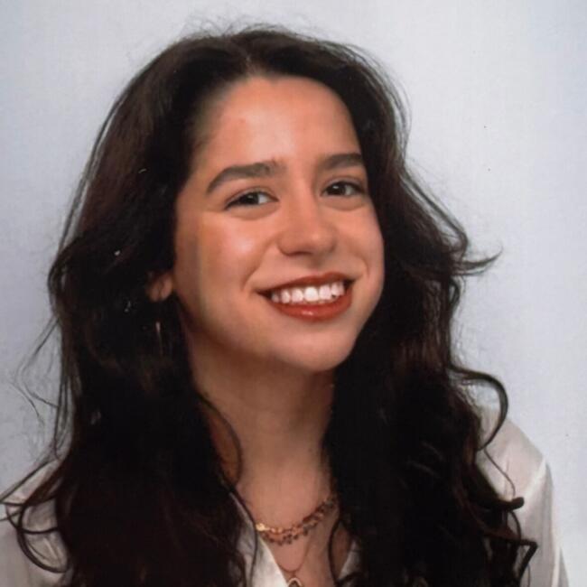 Babysitter in Wien: Yasmin