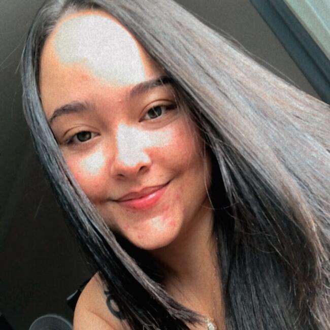 Emprego de babá em Montes Claros: Clara