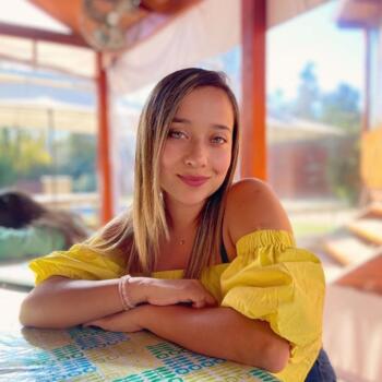 Babysitting job in San Pedro de la Paz: babysitting job Constanza