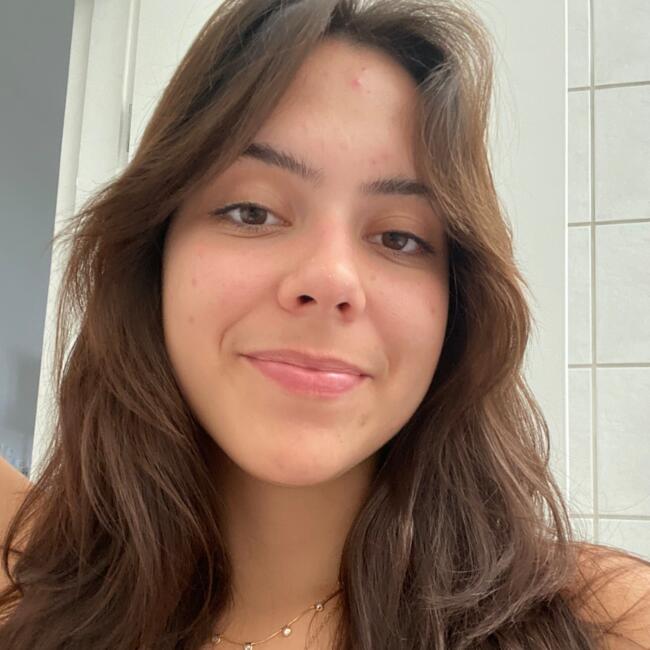 Babysitter in Fortaleza: Paula