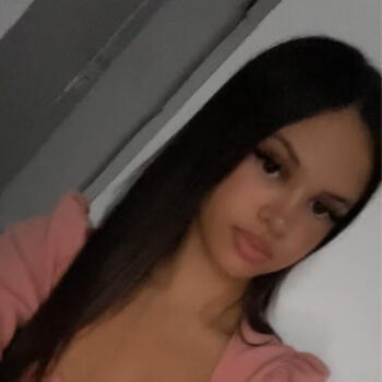 Babysitter in Puymirol: Kayliah