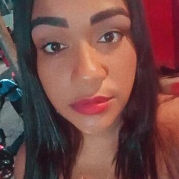 Babysitter in Candeias (Candeias): Bruna