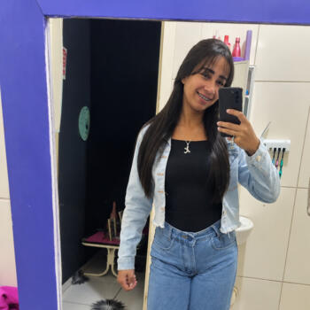 Babysitter in São Paulo (São Paulo): KARINA