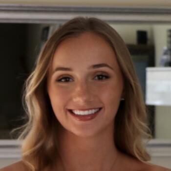 Babysitter in Auckland: Mia