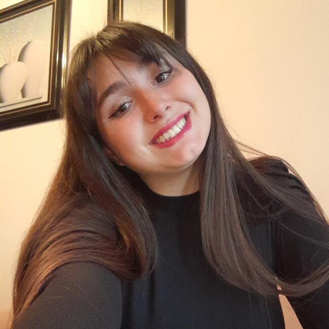 Babysitter in Moreno: Candela