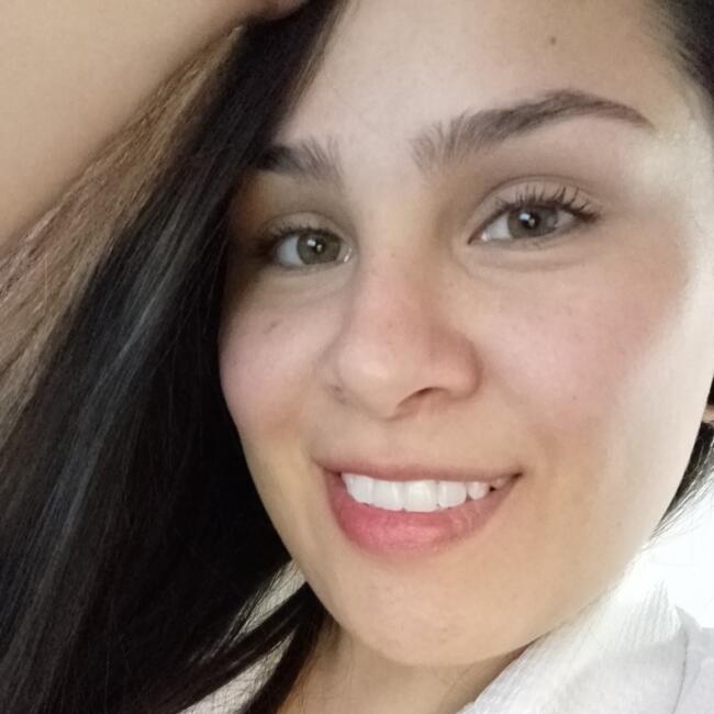 Babysitter em Santa Iria da Azóia: Daniela