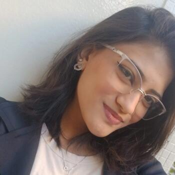 Babysitter in Jundiaí: Samira