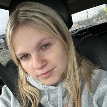 Babysitter in Akron: Alexis