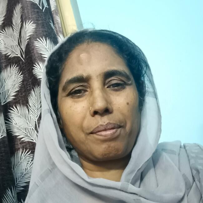 बंगलौर में बेबीसिटर: Sultani