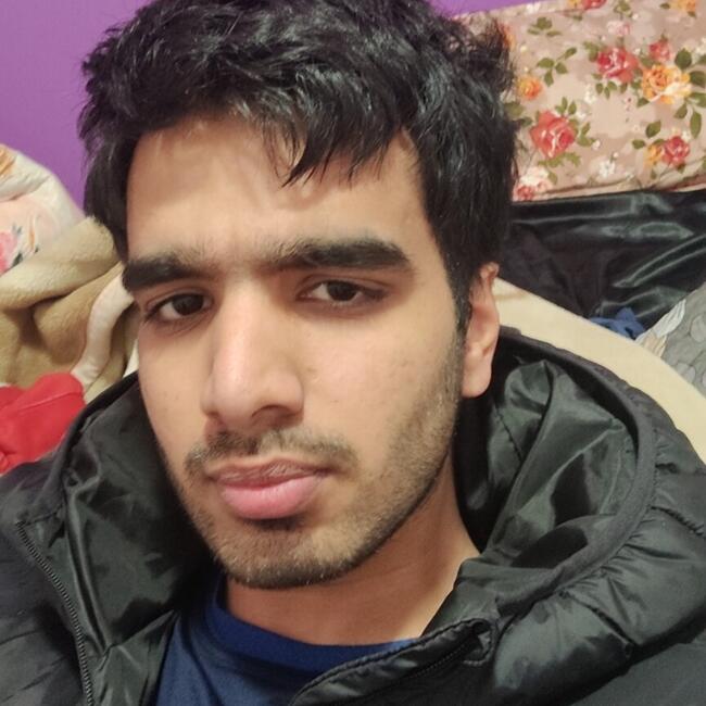 Babysitter in Rome: Lokesh