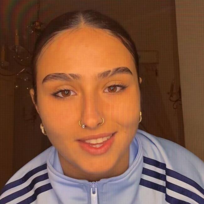 Babysitter a Napoli: Titta