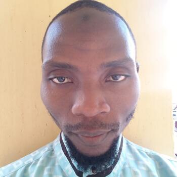 Babysitter in Abu Dhabi: Akram Muhammad
