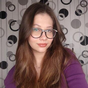 Babysitter in Santo André: Clara