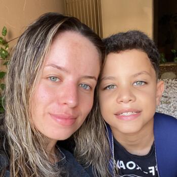 Babysitting job in Itajaí: babysitting job Thais