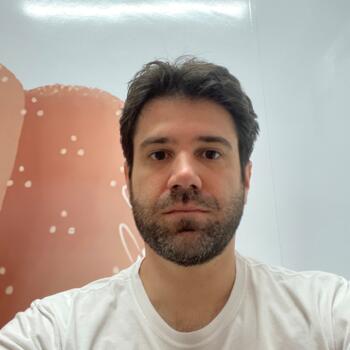 Emprego de babá em Brasília: emprego de babá Rodrigo