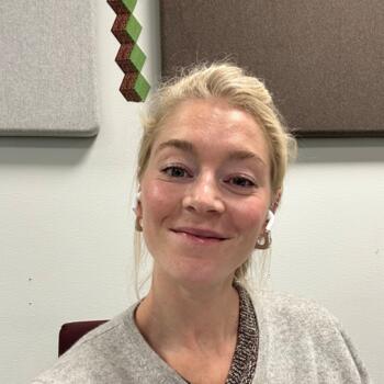 Barnvaktsjobb i Bro: barnvaktsjobb Rebecca