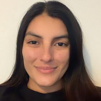 Babysitter in Bezons: Mirelly