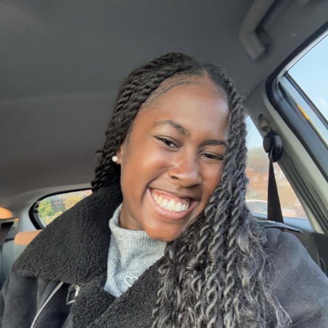 Babysitter in Alvor: Carina