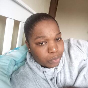 Babysitter in Mqanduli: Teena