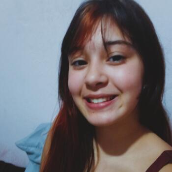 Babysitter in Pelotas: Ana Júlia