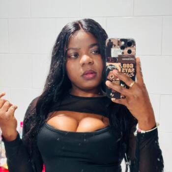 Trabalho de babysitting em Viseu: Trabalho de babysitting Yara