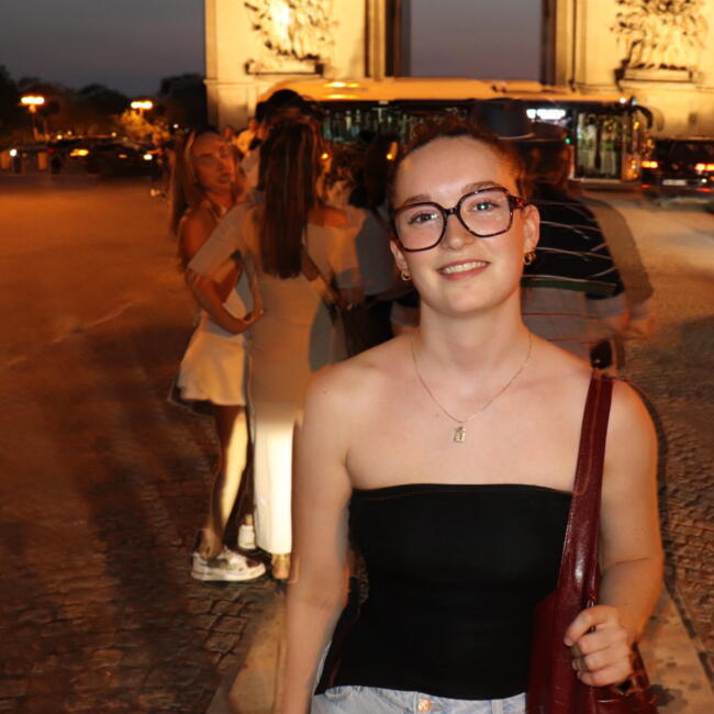 Babysitter in Rennes: Léa