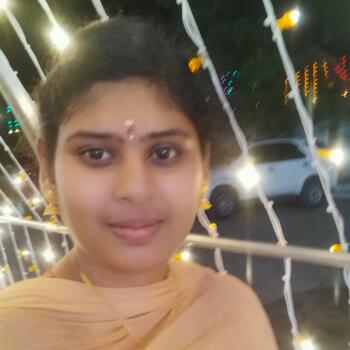 Babysitter in Nanjai Puliampatti: Sri