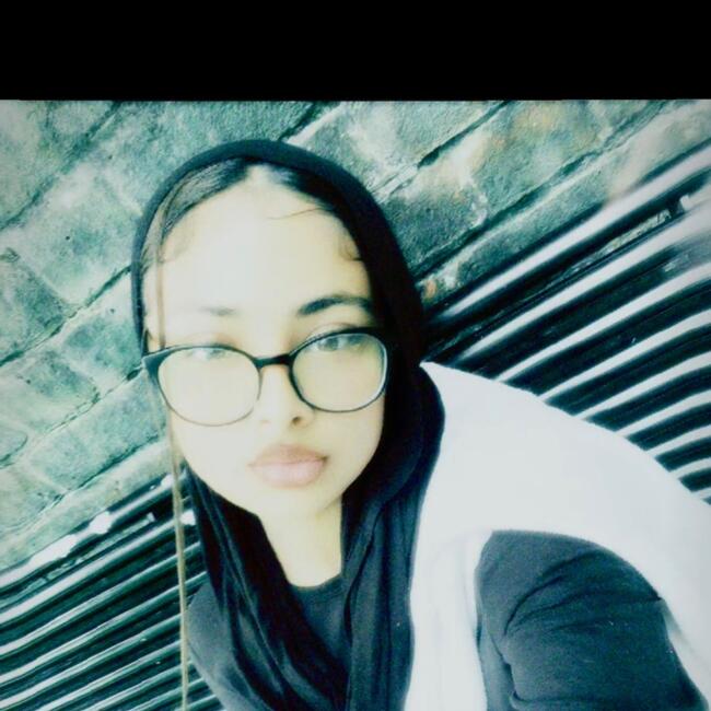 Babysitter in London: Fariah