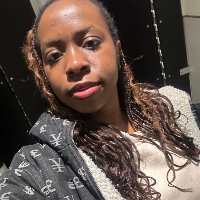 Babysitter in Regina: Bliss