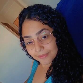 Babysitter in Ribeirão Preto: Esteffany