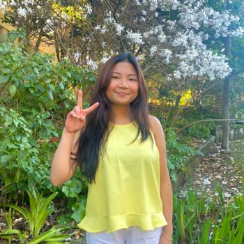 Babysitter in Lower Hutt: Hizza Hyacinth
