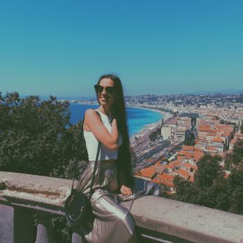 Babysitter Maia: Sara