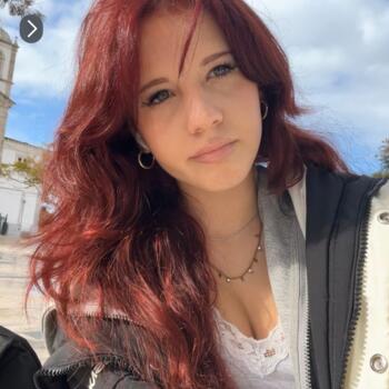 Babysitter in Mexilhoeira Grande: Catarina