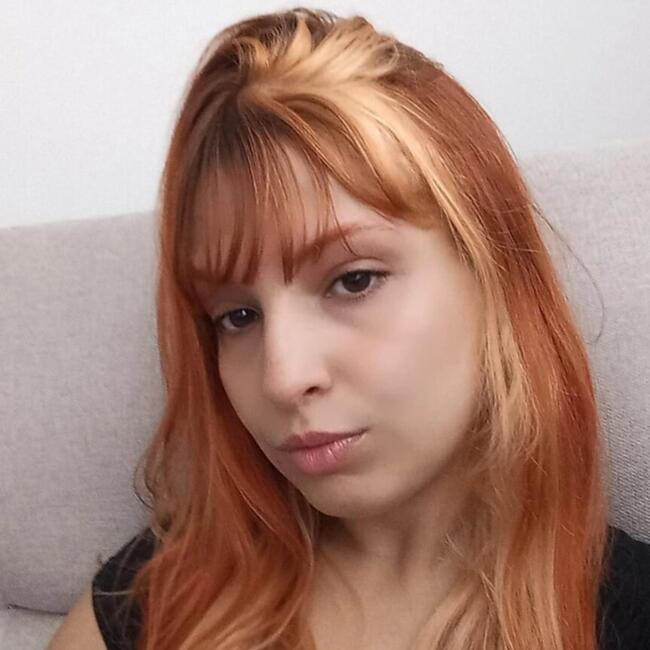 Babá em Curitiba: Luana