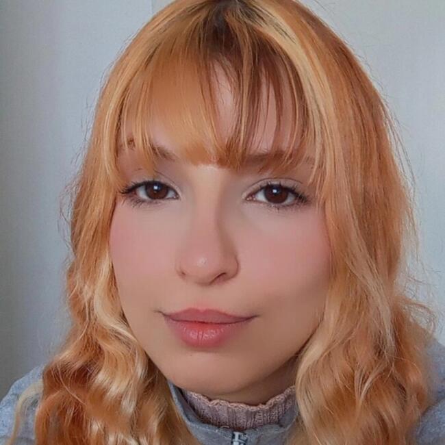 Babá em Curitiba: Luana Scquiavon