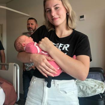 Babysitter Brisbane: Corina