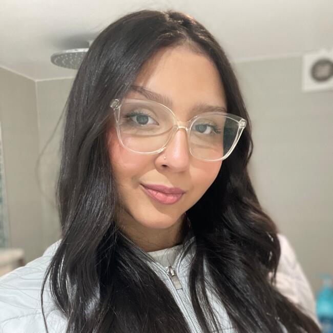 Babysitter in Sint-Pieters-Leeuw: Kamilly