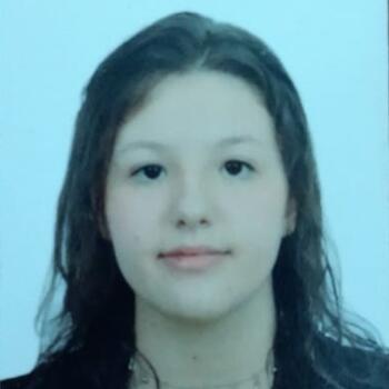 Babysitter em Braga: Sarah