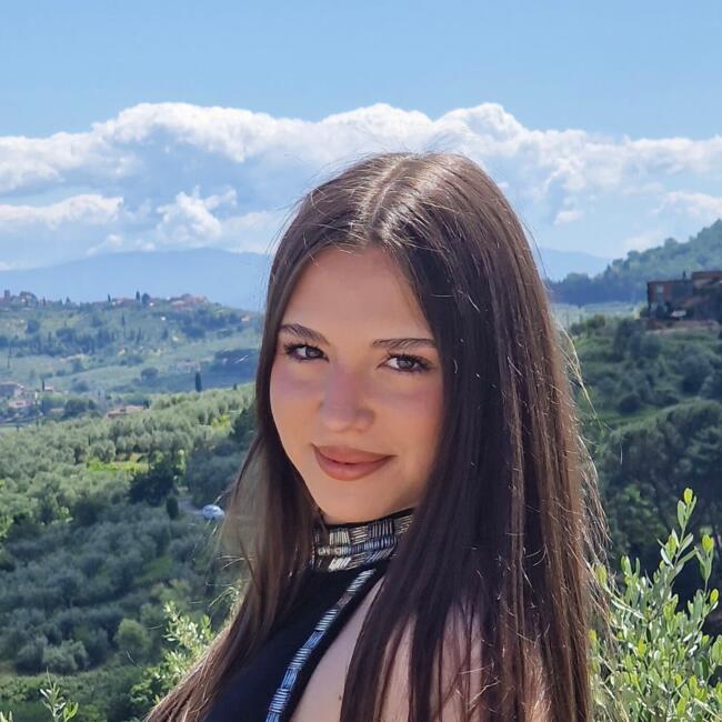 Babysitter in Prato: Sara
