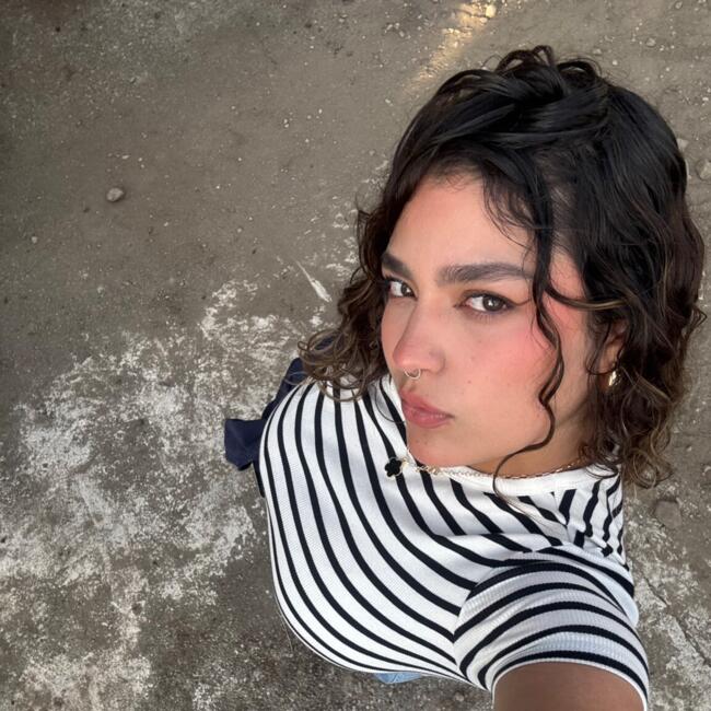 Babysitter in New Westminster: Mia