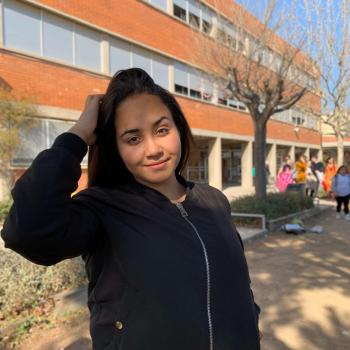 Babysitter Sant Joan Despí: Dounia Belhadi