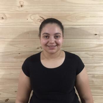 Babá em Porto Alegre: Larissa