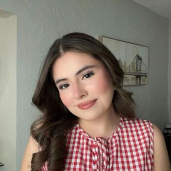 Babysitter in San Pedro: Diana Rosales