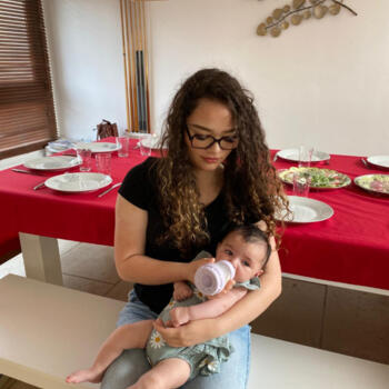 Babysitter in Vélizy-Villacoublay: Eve