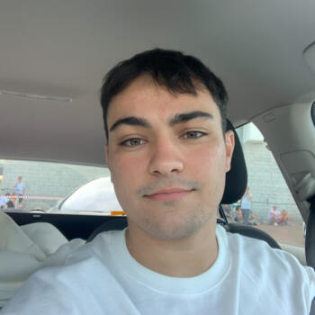 Babysitter in Saint-Martin-d'Hères: Olivier