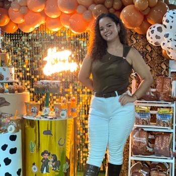 Babysitter in San Miguelito: Lineth